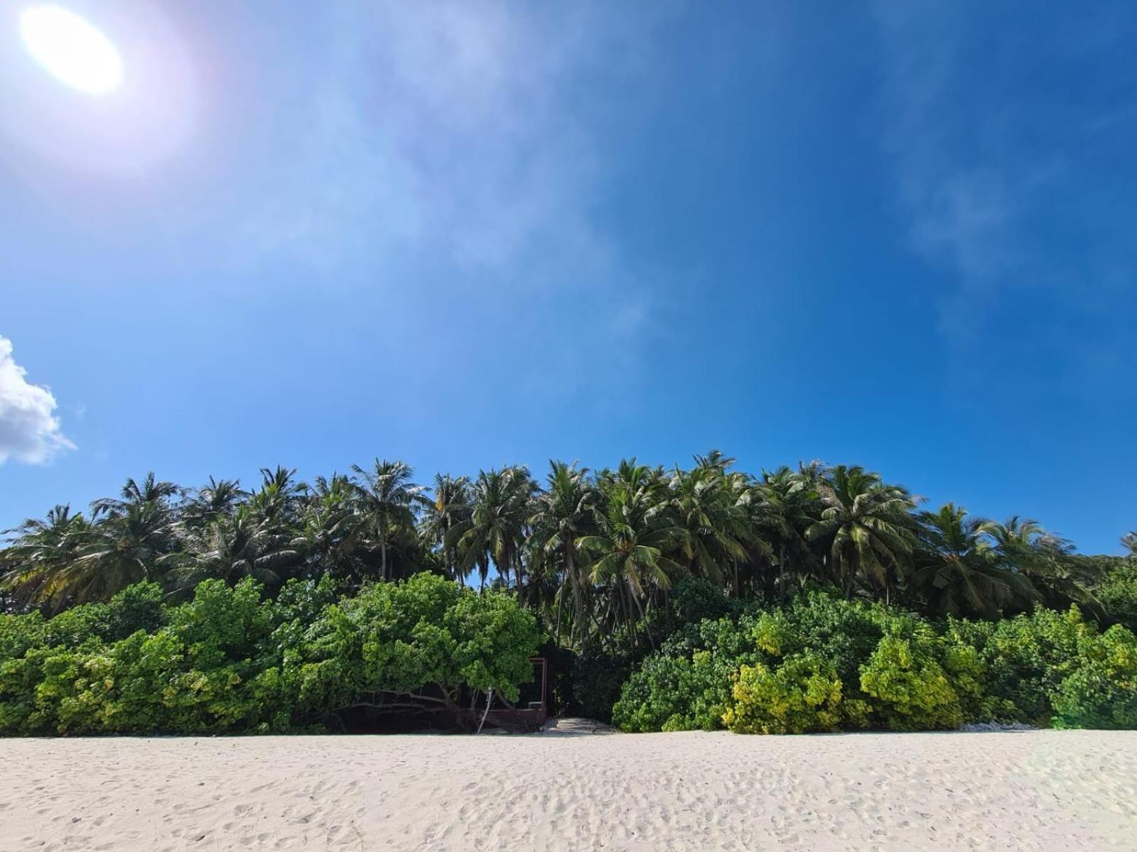 Kamadhoo Inn Exterior photo