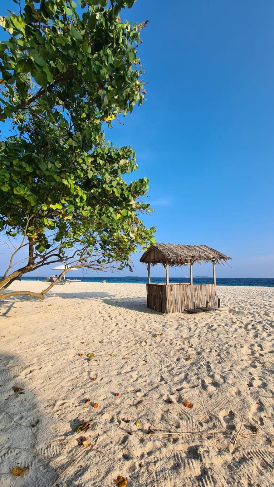 Kamadhoo Inn Exterior photo
